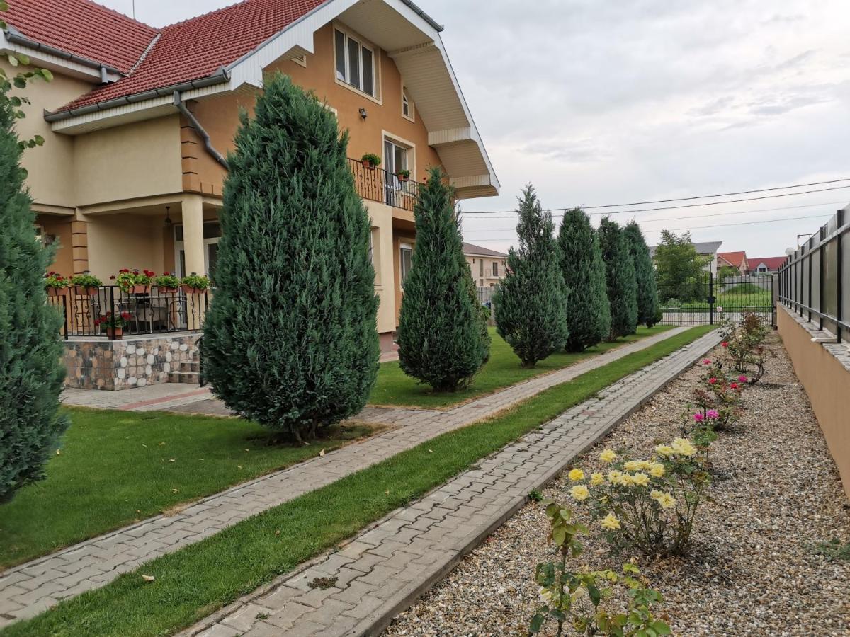 Casuta Cu Tei Villa Oradea Eksteriør billede