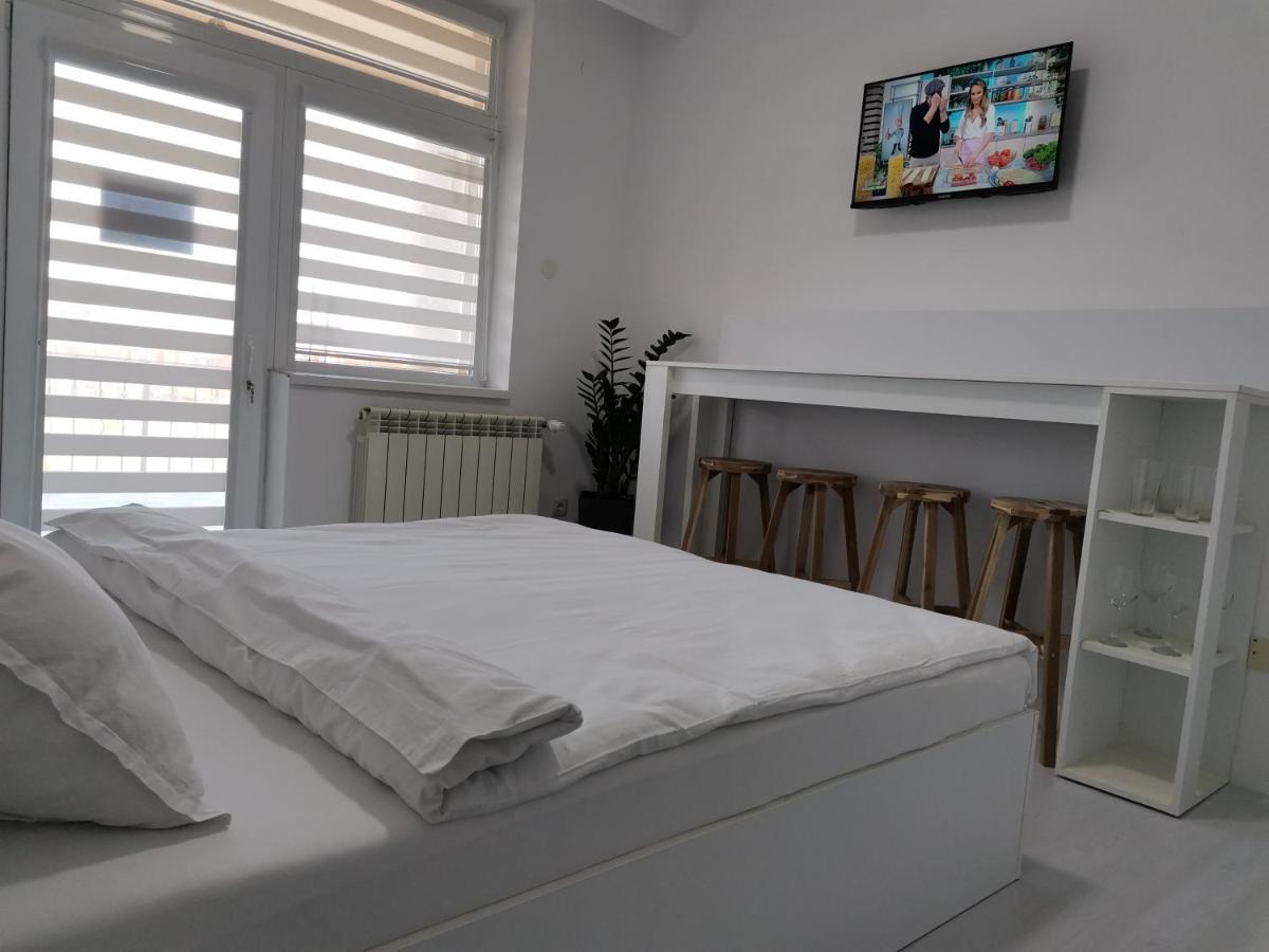 Casuta Cu Tei Villa Oradea Eksteriør billede
