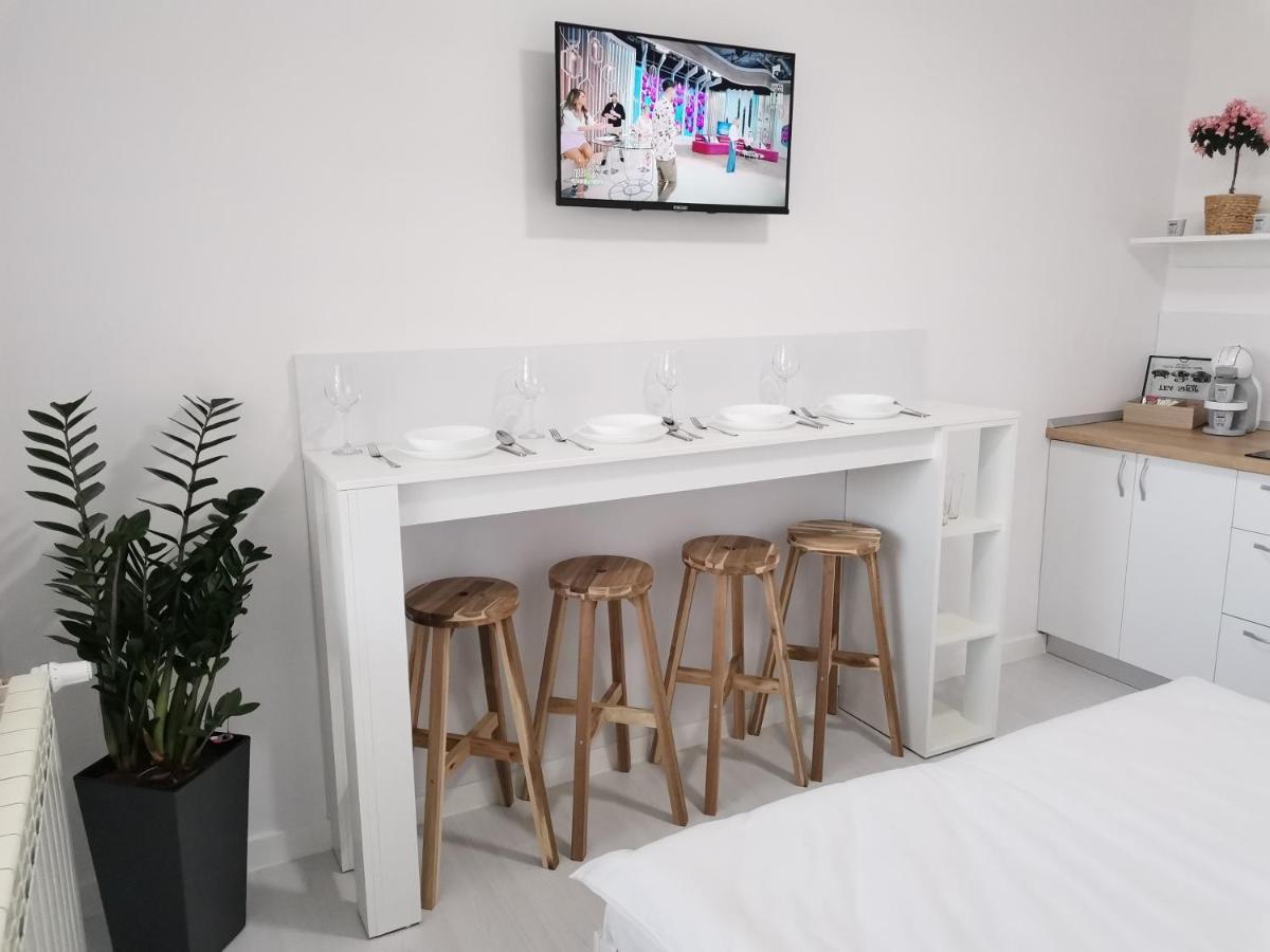 Casuta Cu Tei Villa Oradea Værelse billede