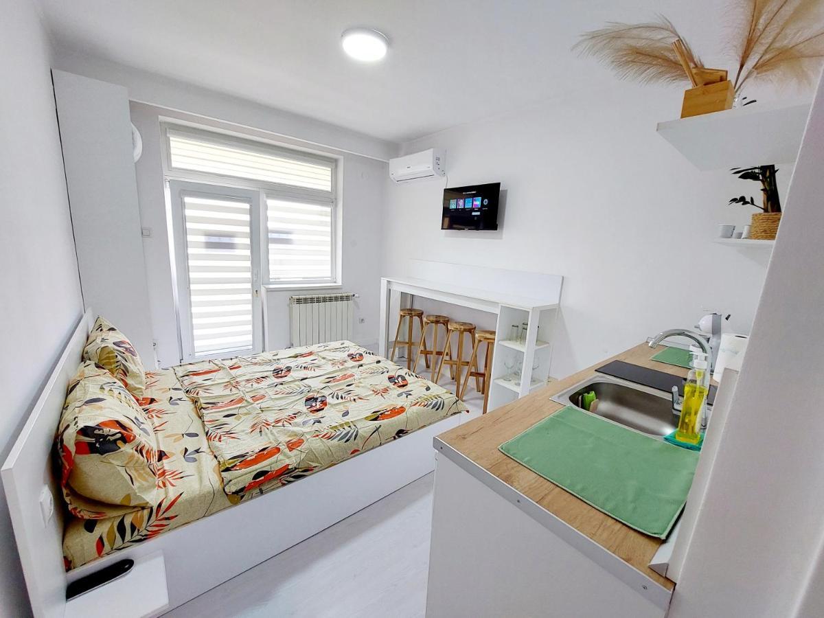 Casuta Cu Tei Villa Oradea Eksteriør billede
