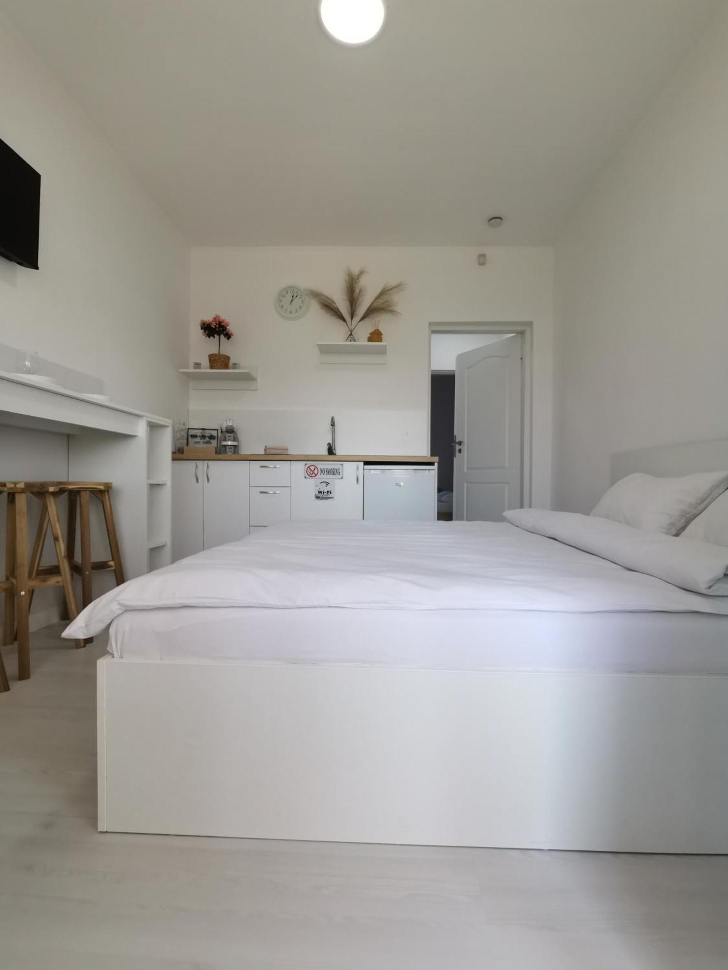 Casuta Cu Tei Villa Oradea Værelse billede