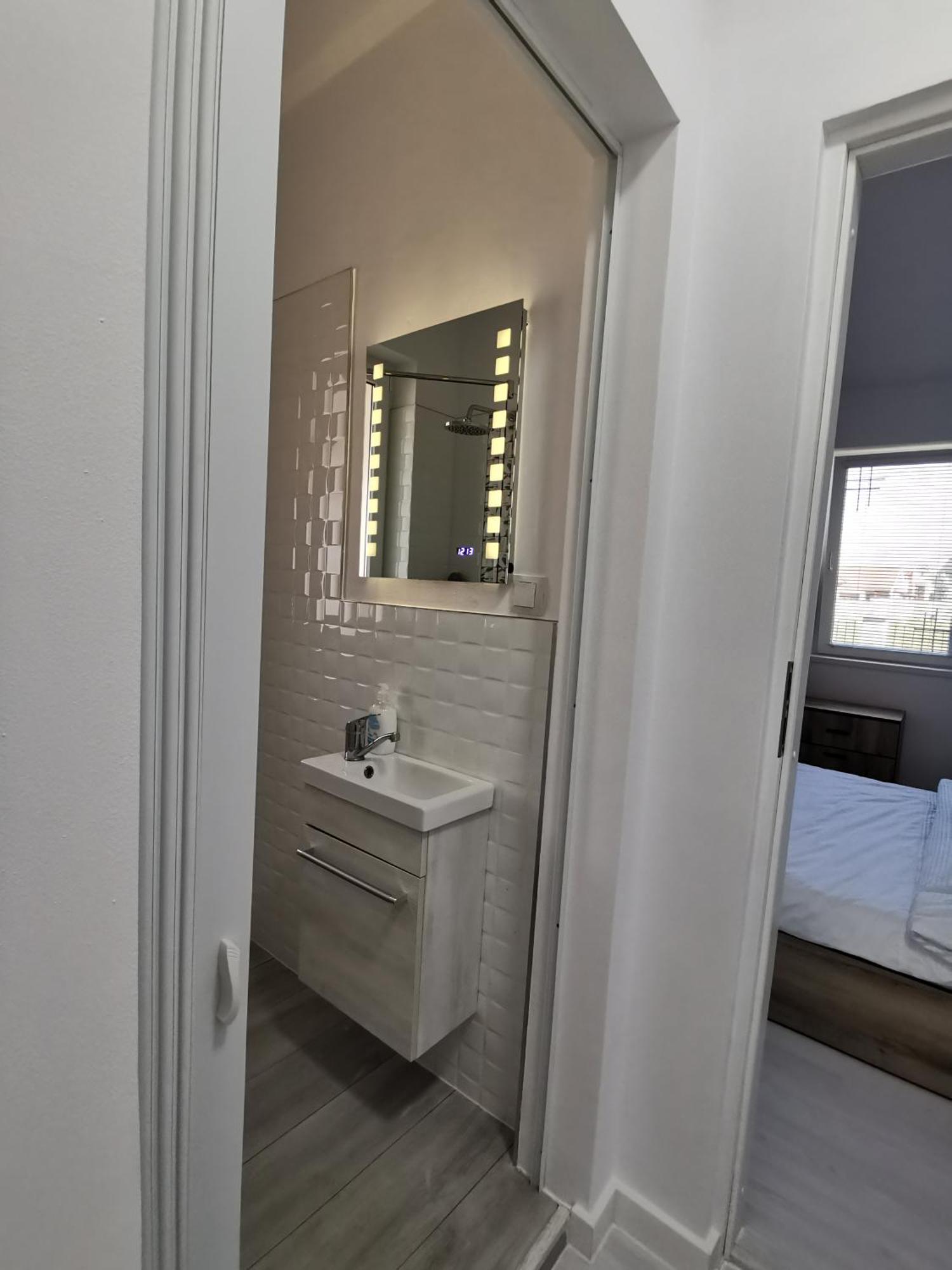 Casuta Cu Tei Villa Oradea Værelse billede