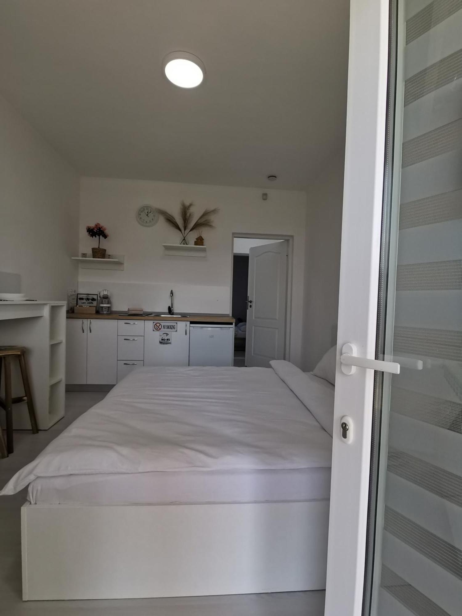 Casuta Cu Tei Villa Oradea Værelse billede
